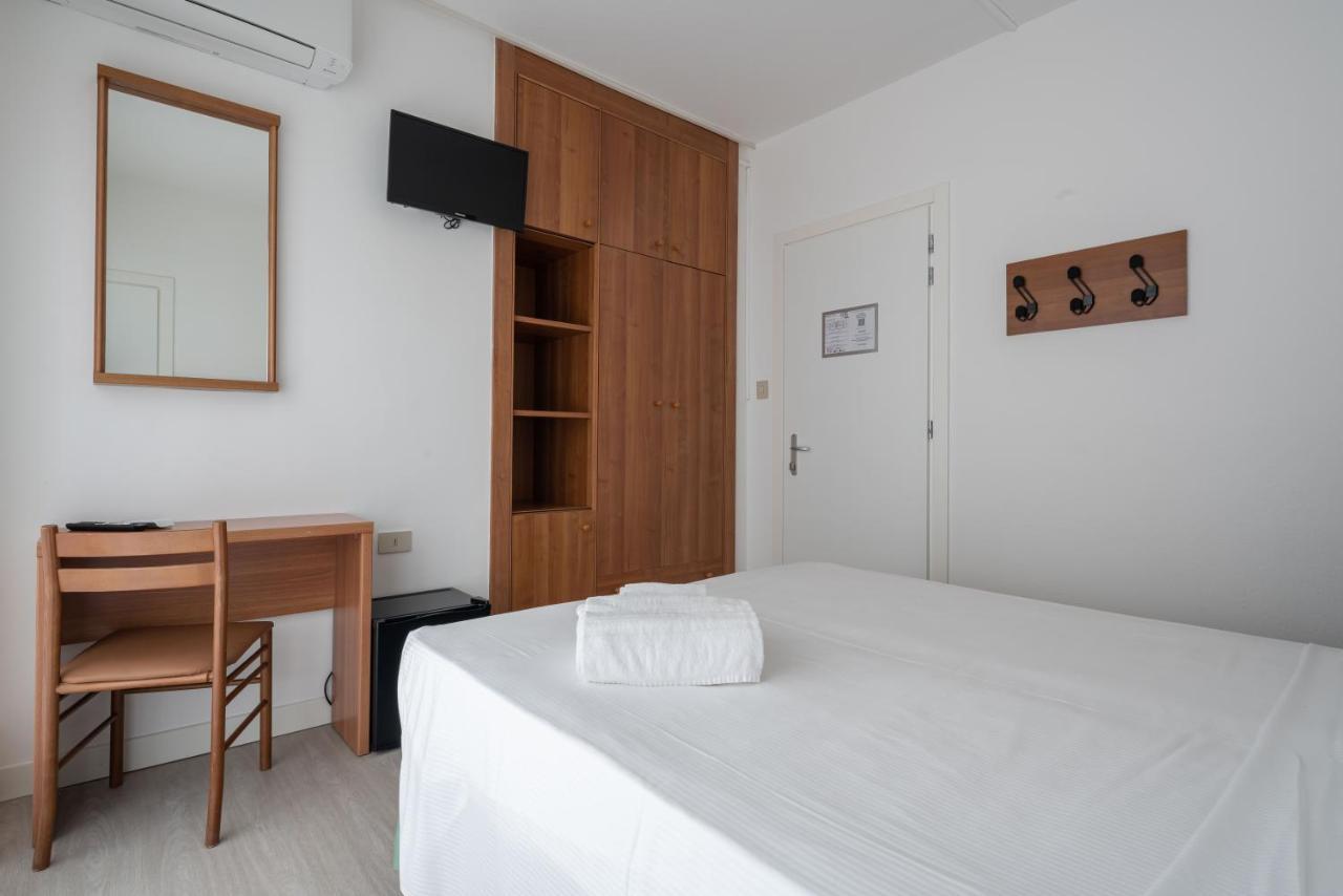 Hotel Boston 3 Stelle Superior Frontemare Lido di Jesolo Buitenkant foto
