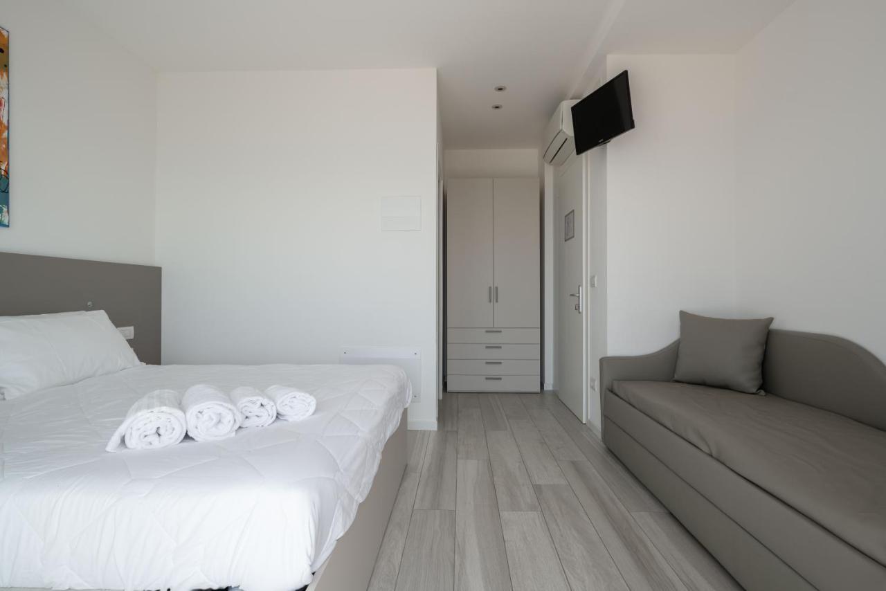 Hotel Boston 3 Stelle Superior Frontemare Lido di Jesolo Buitenkant foto