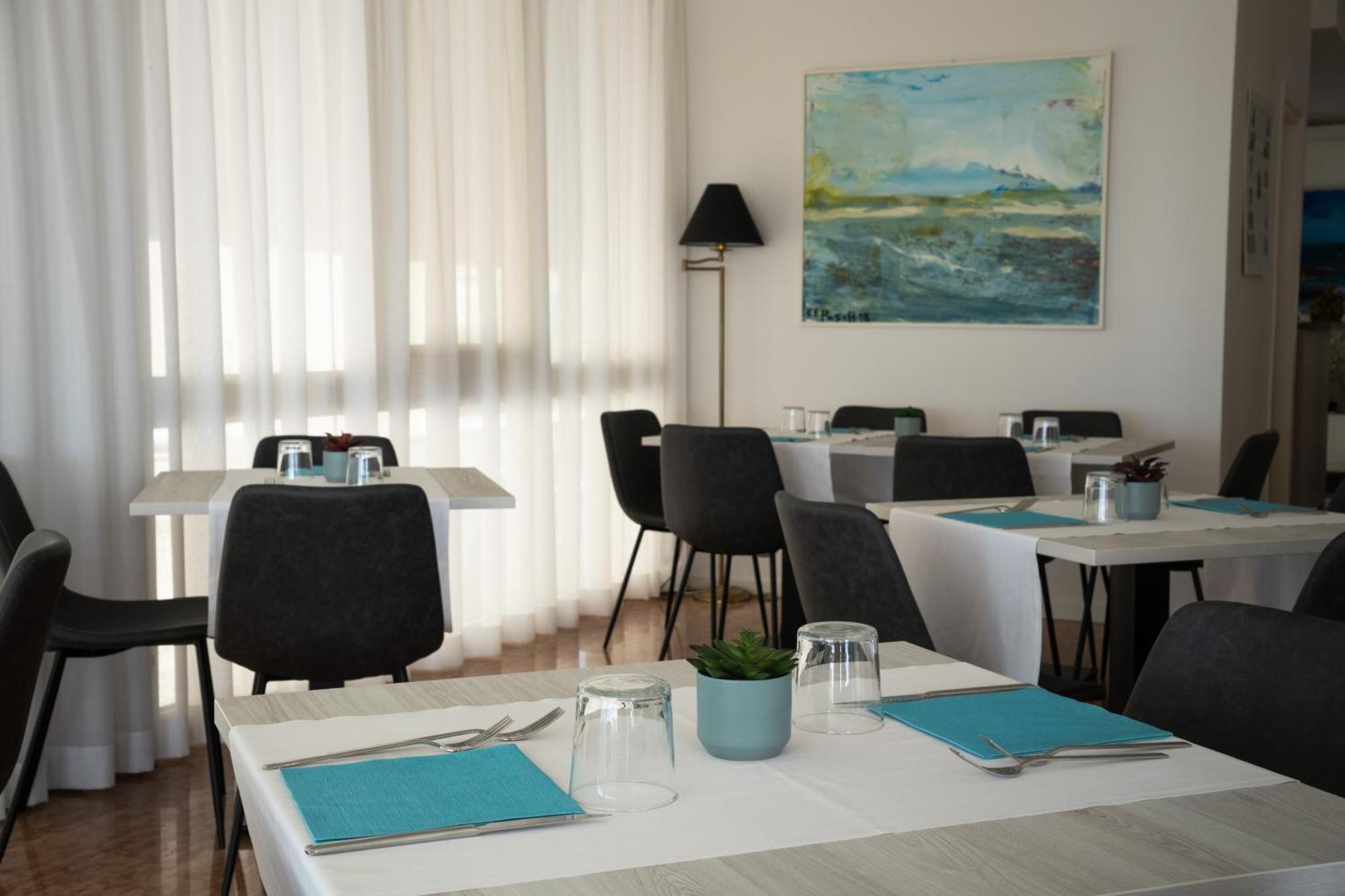 Hotel Boston 3 Stelle Superior Frontemare Lido di Jesolo Buitenkant foto